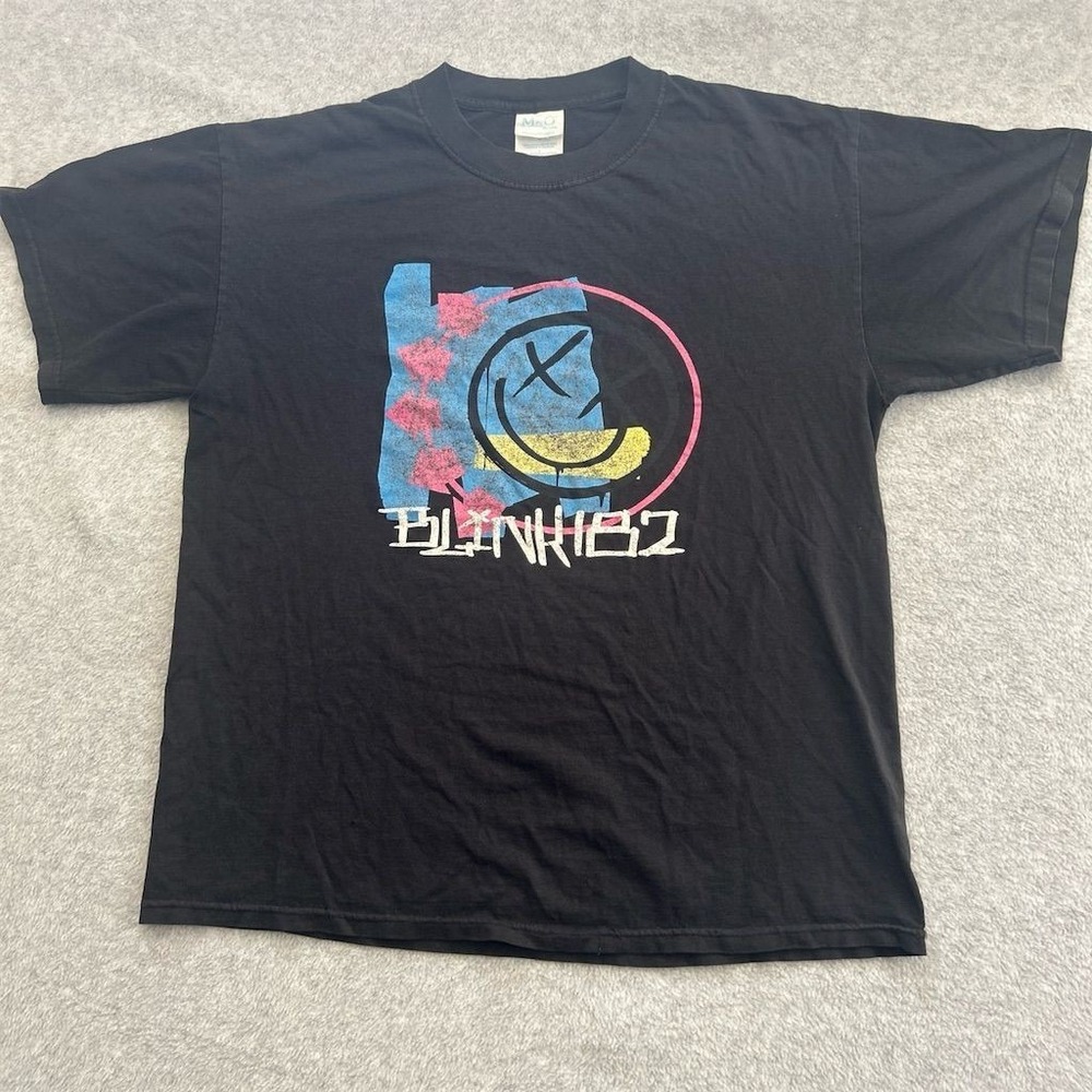 Vintage Blink 182 T-Shirt Large Black Distressed Y2K Punk Band